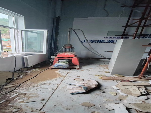 道真地基基础下沉墙体裂缝加固注浆顶升施工